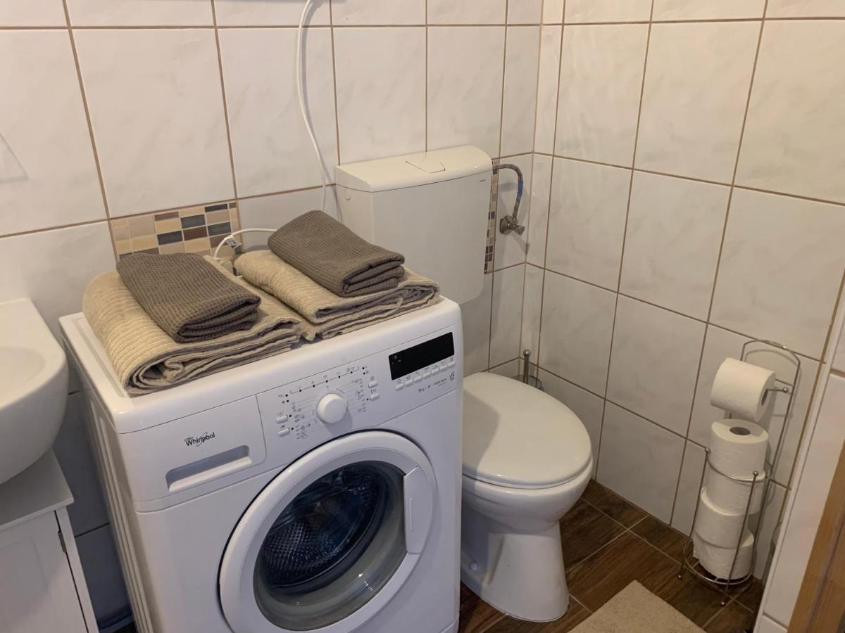 Studio77 Apartman Lejlighed Sopron Eksteriør billede