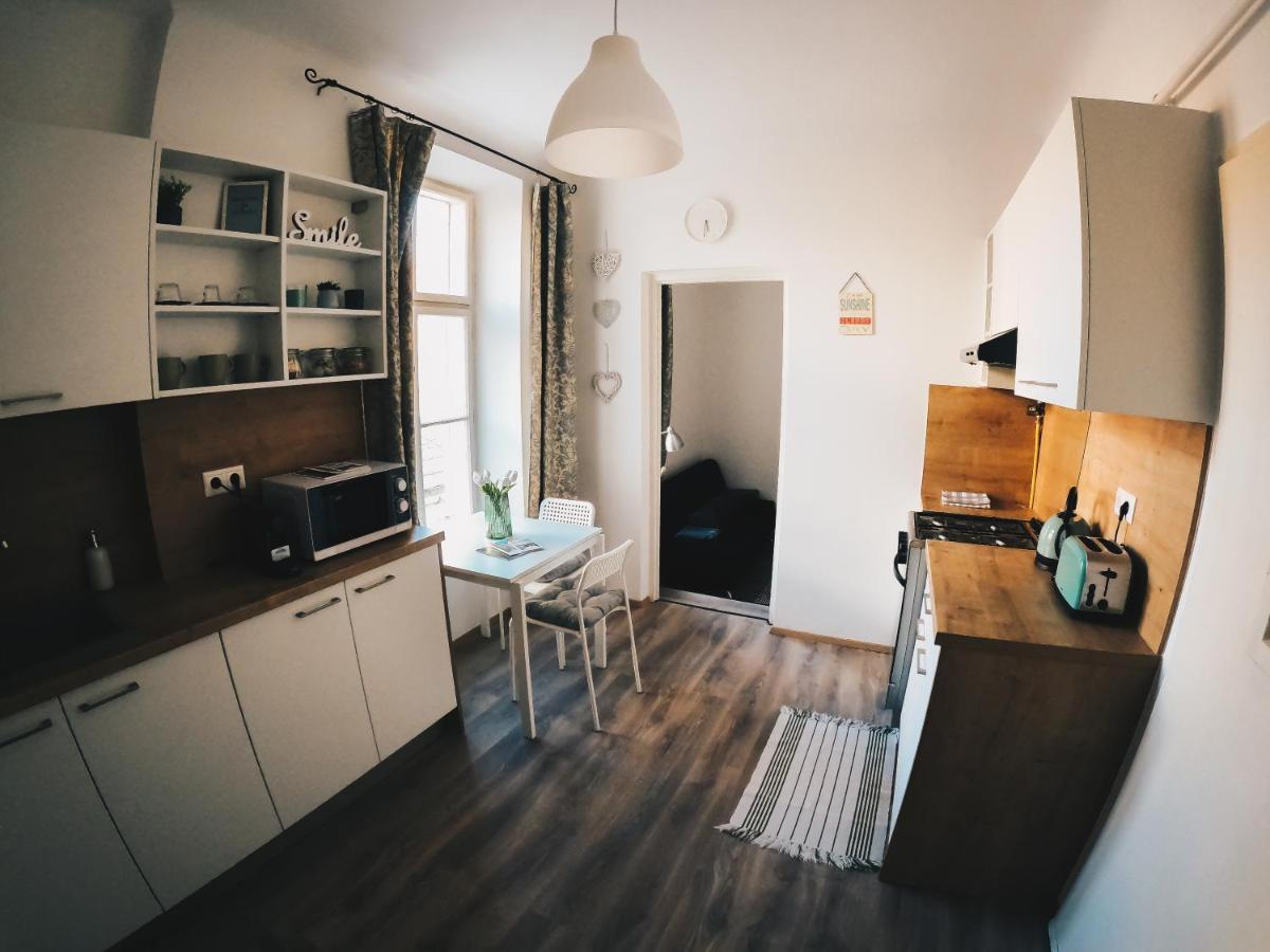 Studio77 Apartman Lejlighed Sopron Eksteriør billede